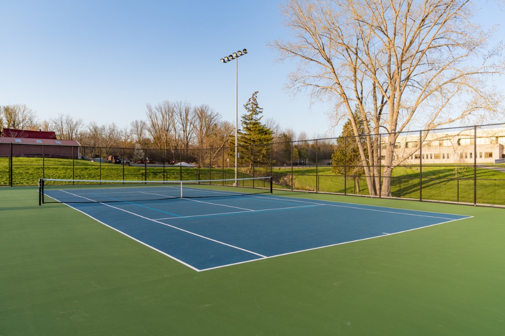 outdoor-tennis-court